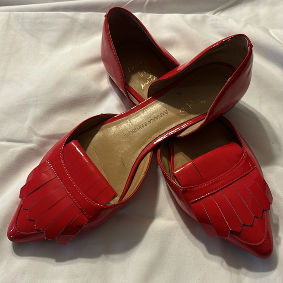 Banana Republic Arielle Orange Red patent leather flat - Picture 2 of 5
